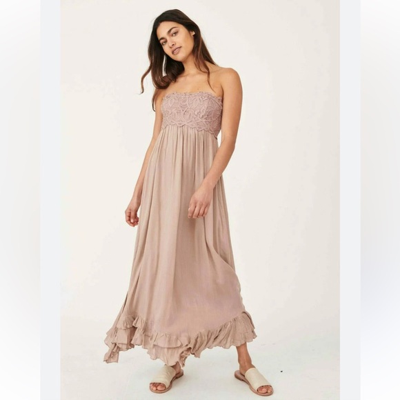 FREE PEOPLE NWOT REVOLVE
Free People Adella Corset Maxi Dress - Picture 5 of 6